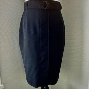 Classic Black High-Waist Pencil Skirt with Belt